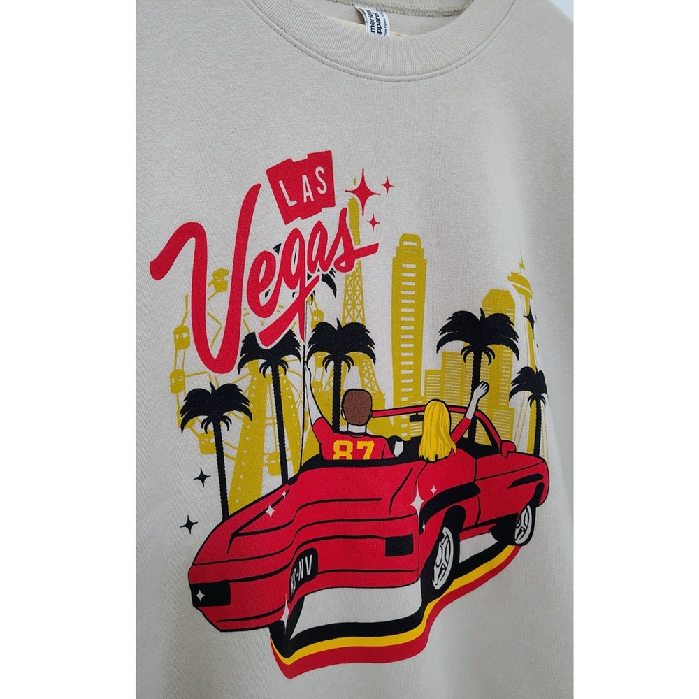 American Apparel Travis Kelce & Taylor Swift 2024 Las Vegas Skyline Sweatshirt - Picture 5 of 7